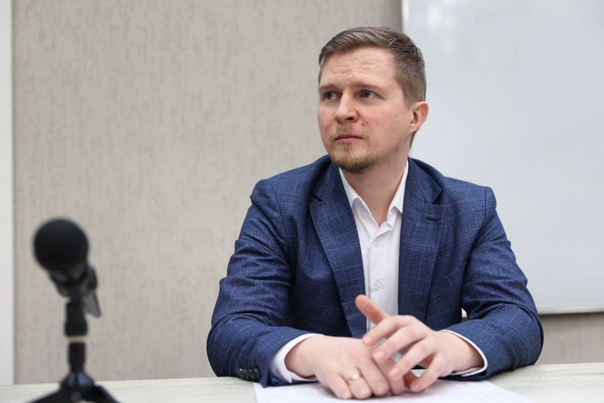 Денис Усанов
